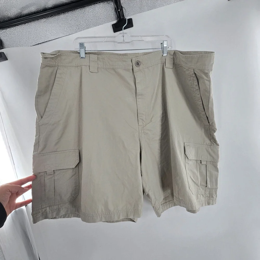Columbia‎ Shorts Mens Size 50 Cargo Khaki High Rise 7.5
